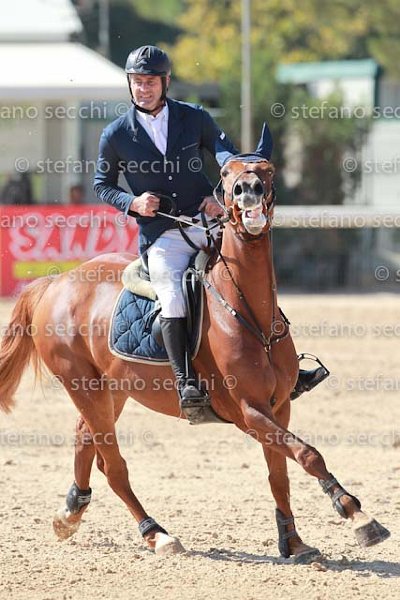 SBARDELLATI_PENPETRA_GIO CAV 2011_SS3_7173.jpg